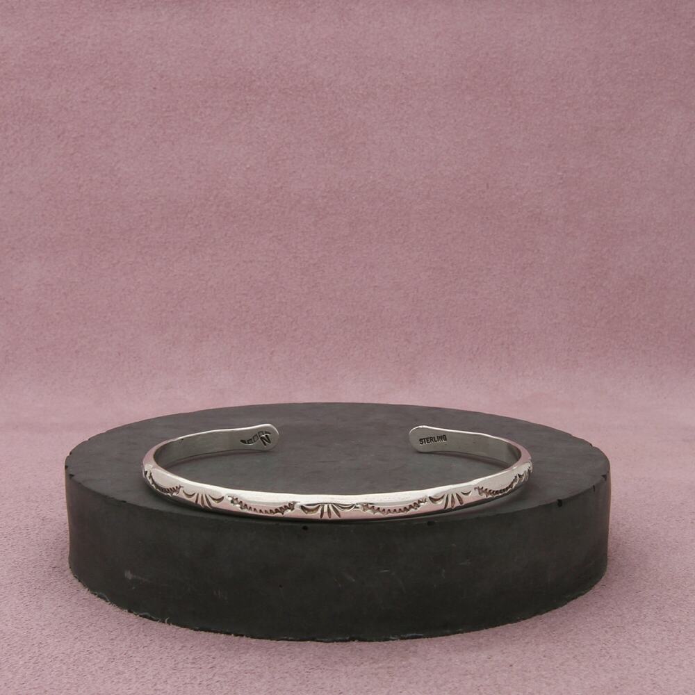 navajo sterling silver vintage stamped cuff bracelet size 6.75in